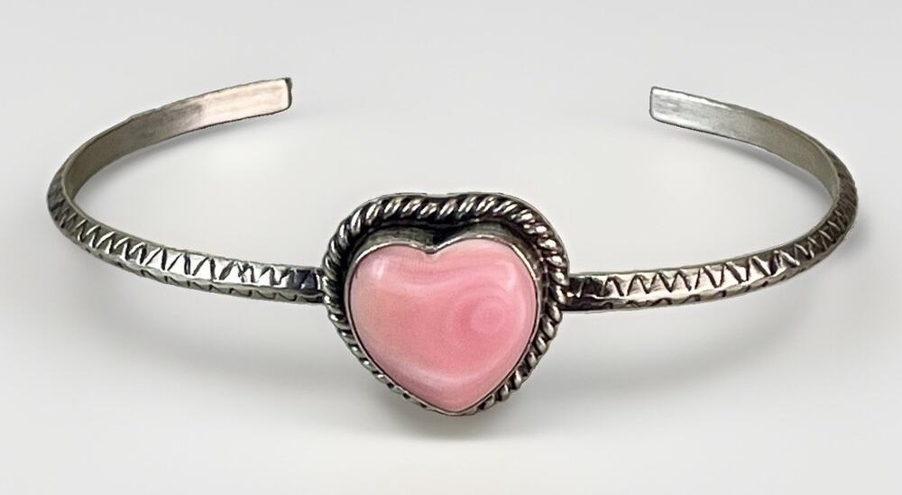 NAVAJO Pink Conch Heart Statement Sterling Silver Cuff Signed D. Skeets